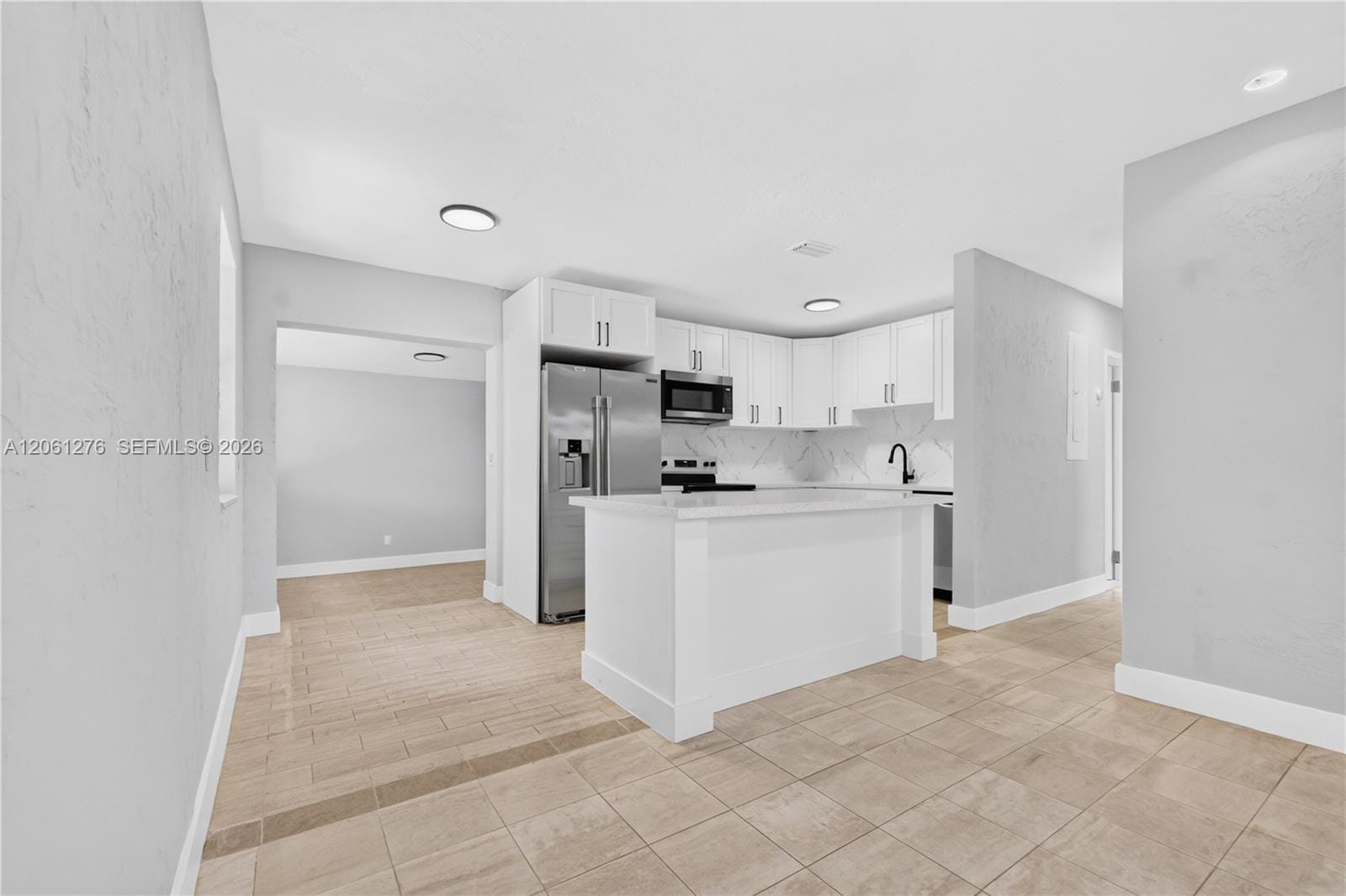 4011 SW 32nd Street — photo 7