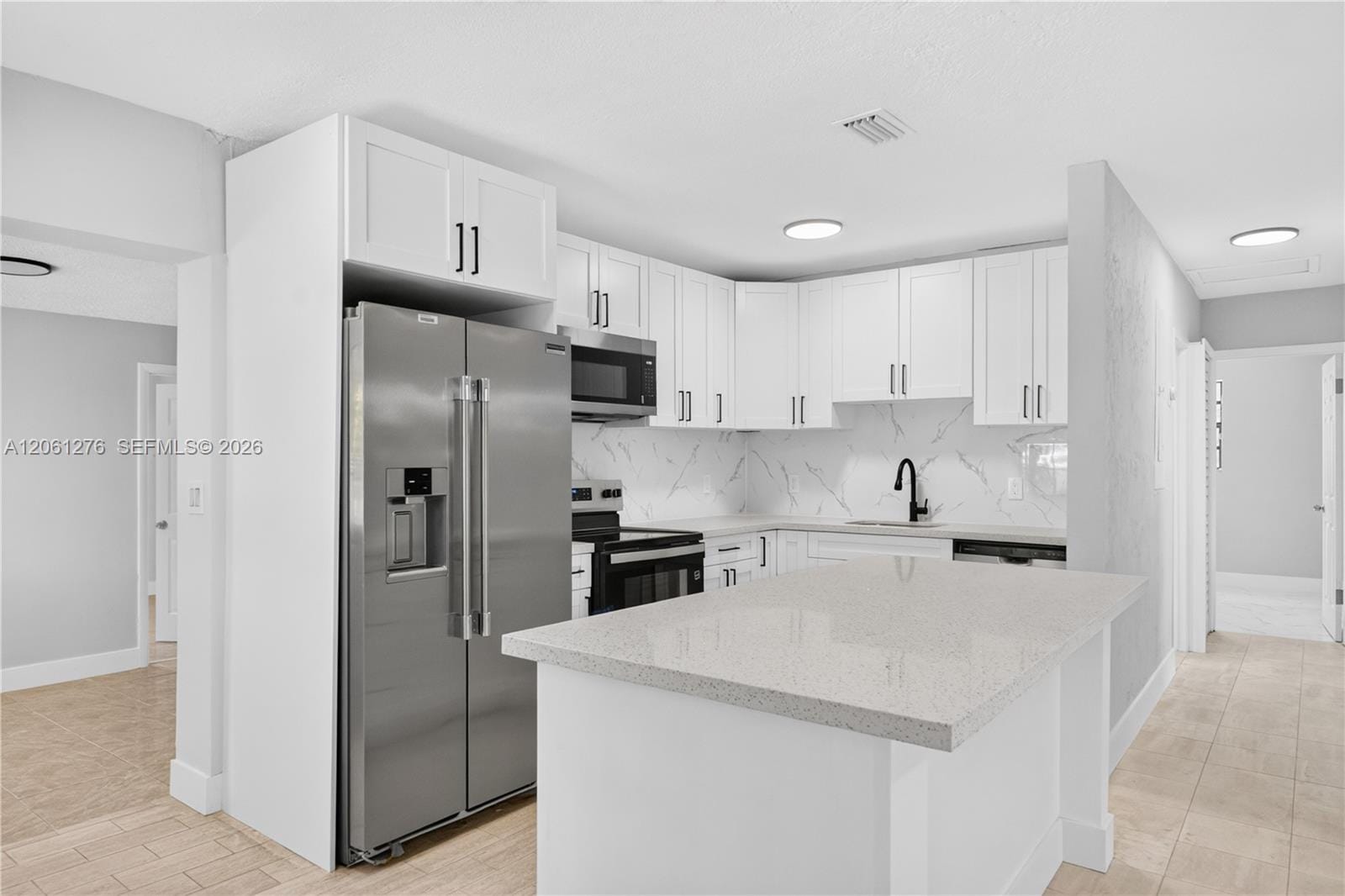 4011 SW 32nd Street — photo 8