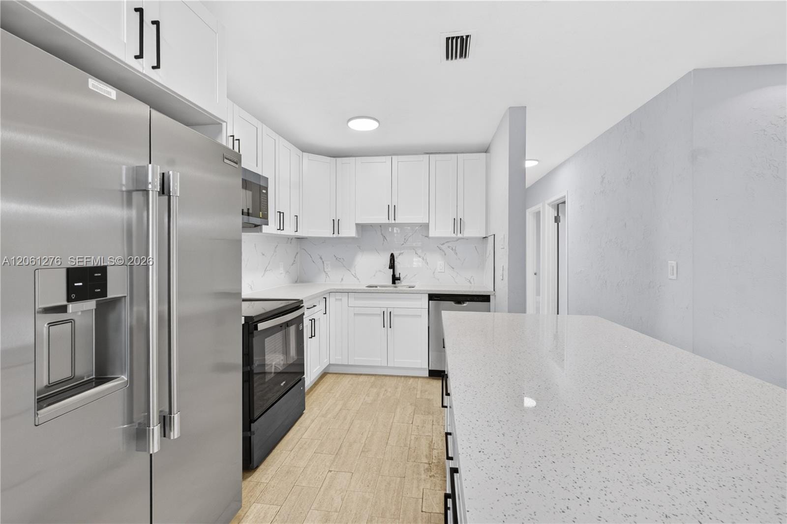 4011 SW 32nd Street — photo 9