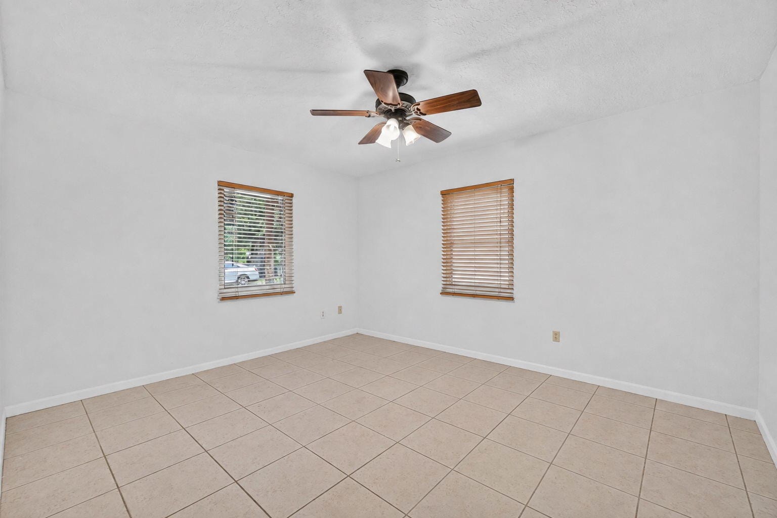 6868 E CENTER Street, Okeechobee, FL 34974 photo 20