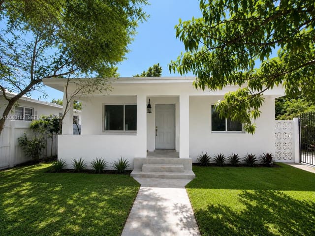812 NW 67th Street, Miami, FL 33150