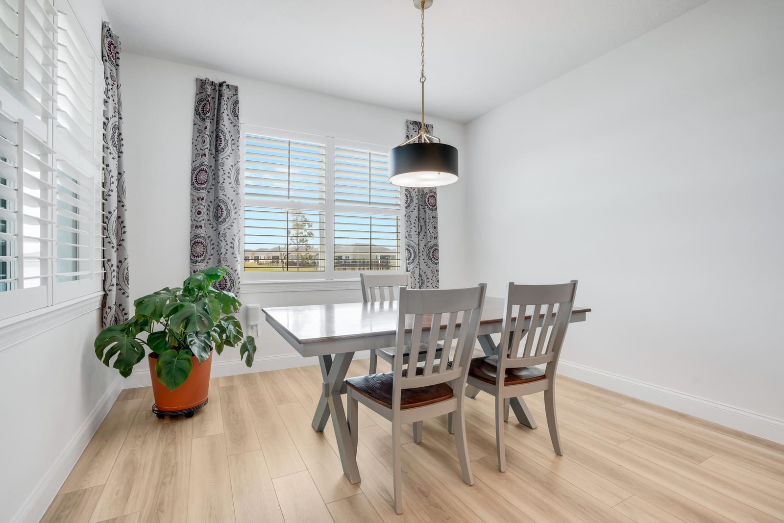 6801 NW Cloverdale Avenue — photo 4