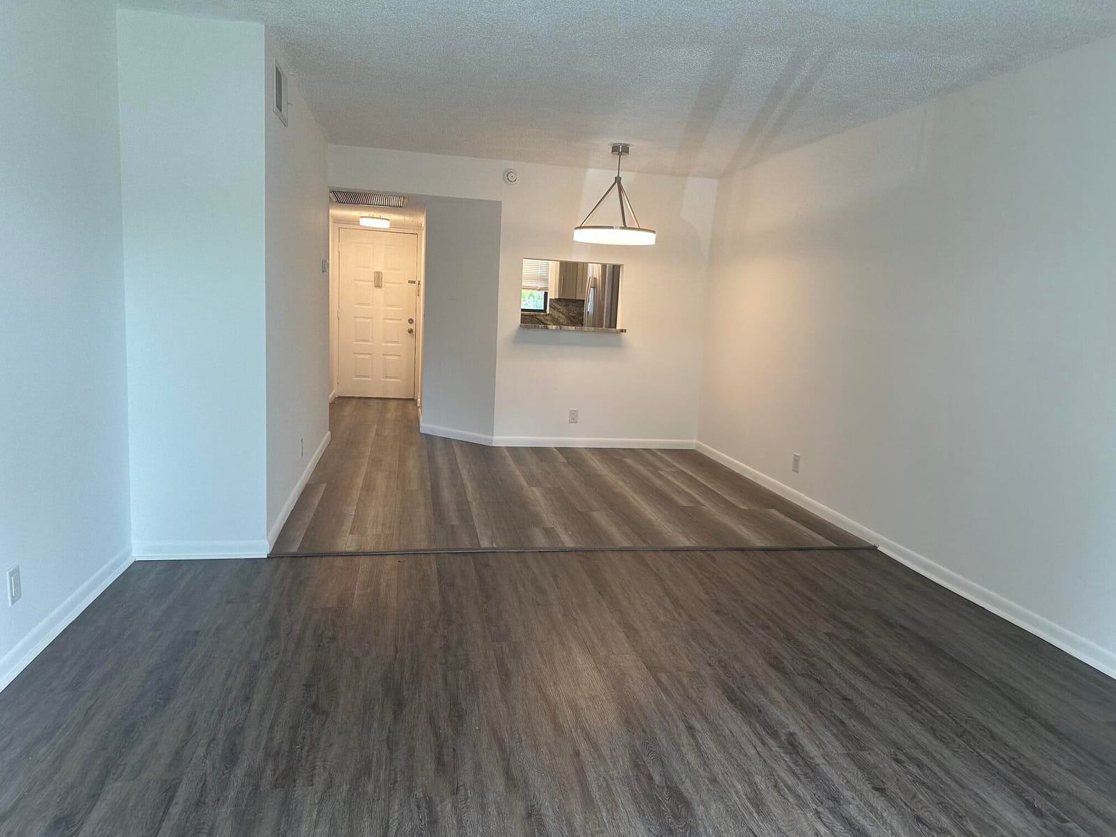 21915 Lake Forest Circle 106 — photo 5