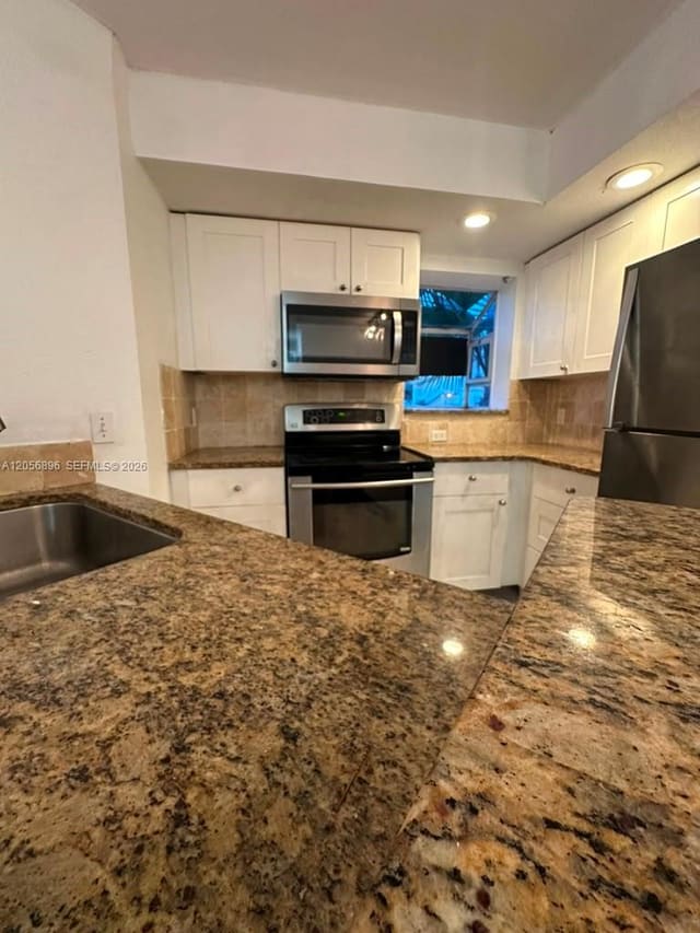 3330 N Pinewalk Drive N 1611, Margate, FL 33063