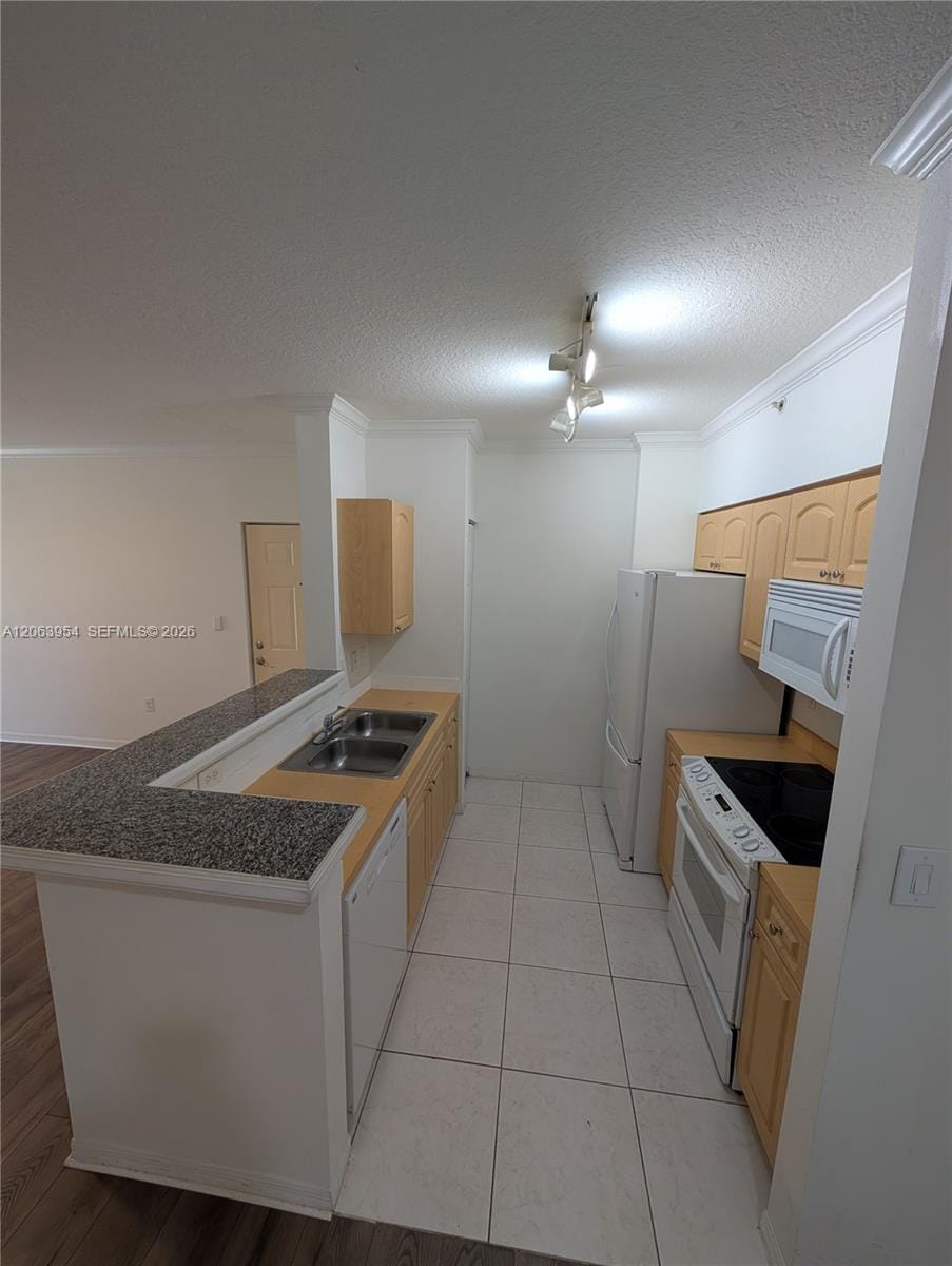 6831 SW 44th Street 203, Miami, FL 33155 photo 6