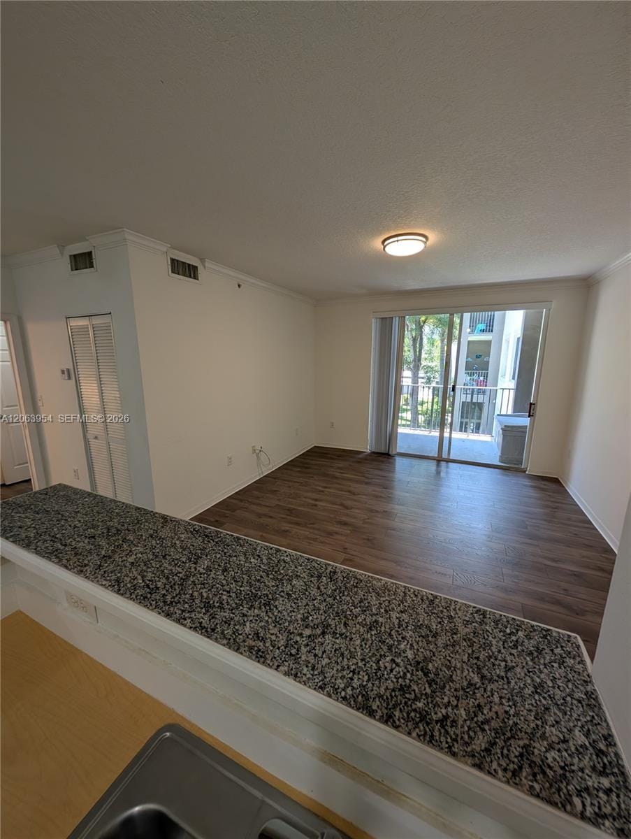 6831 SW 44th Street 203, Miami, FL 33155 photo 7
