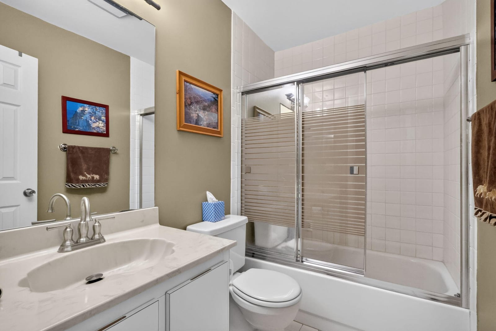5705 QUEEN PALM Court D — photo 5