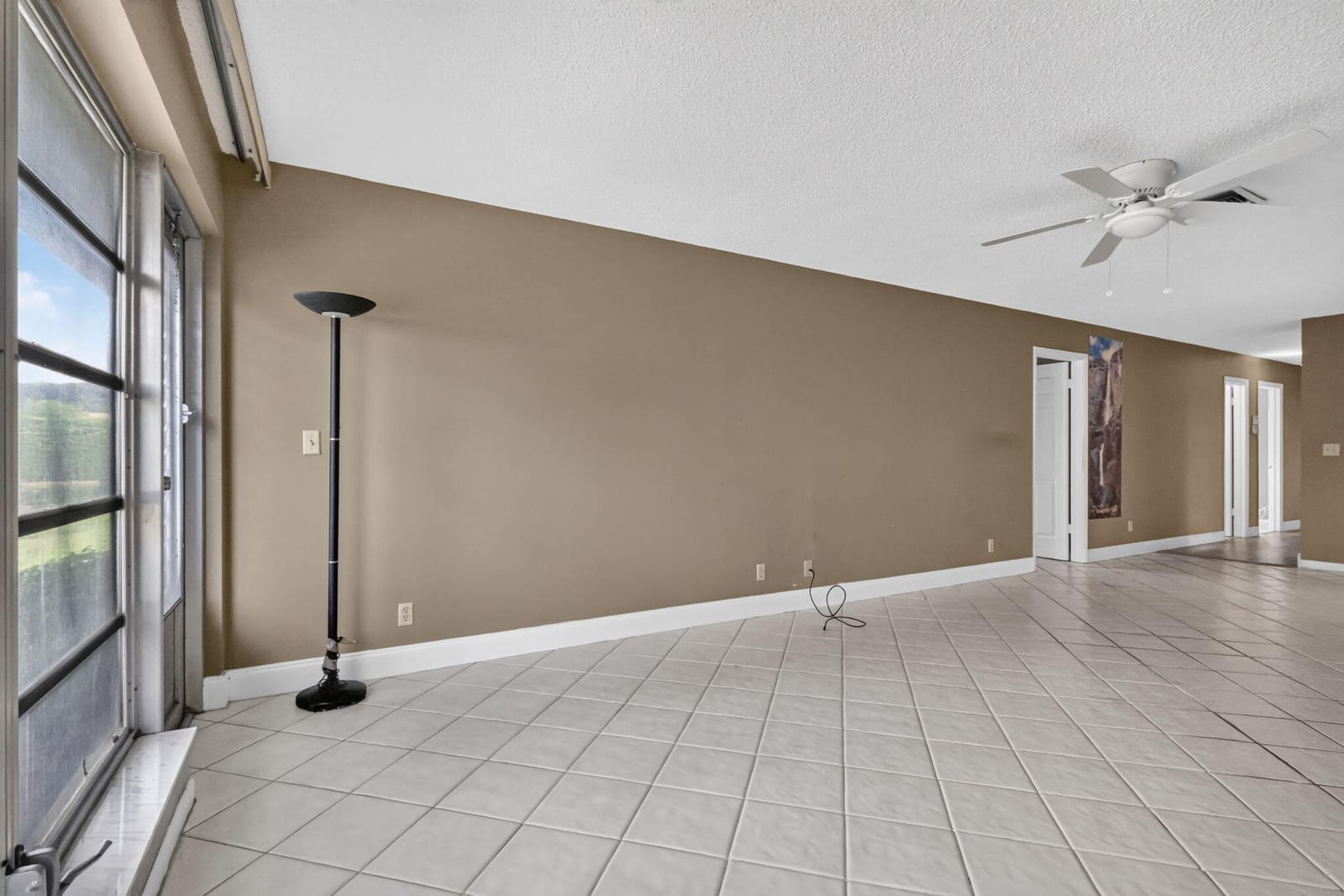 5705 QUEEN PALM Court D — photo 9