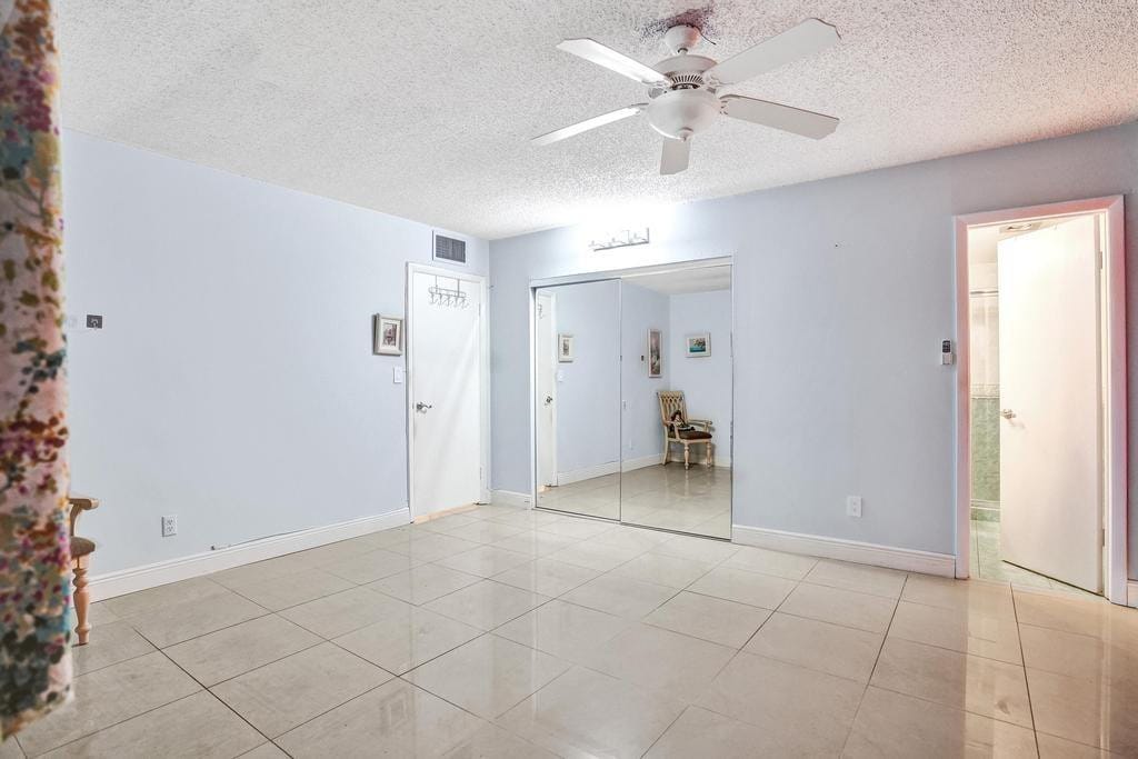 2240 JOHNSON Street 212 — photo 9