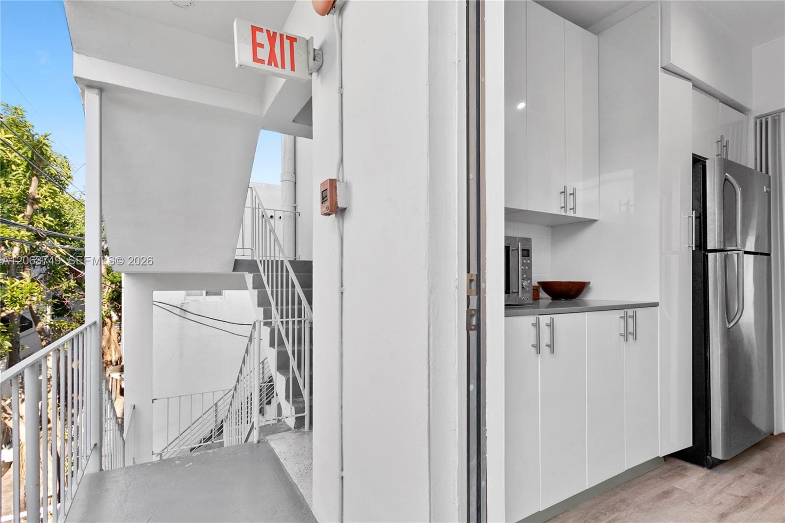 641 Espanola Way 24 — photo 12