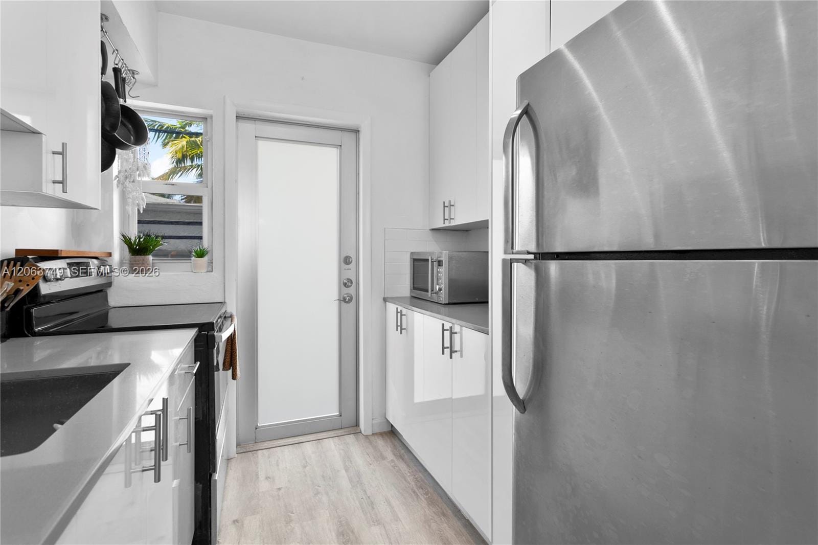 641 Espanola Way 24, Miami Beach, FL 33139 photo 17