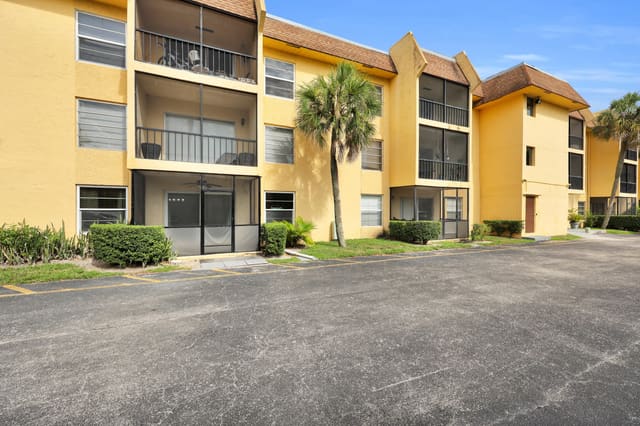 490 NW 20TH Street 1140, Boca Raton, FL 33431