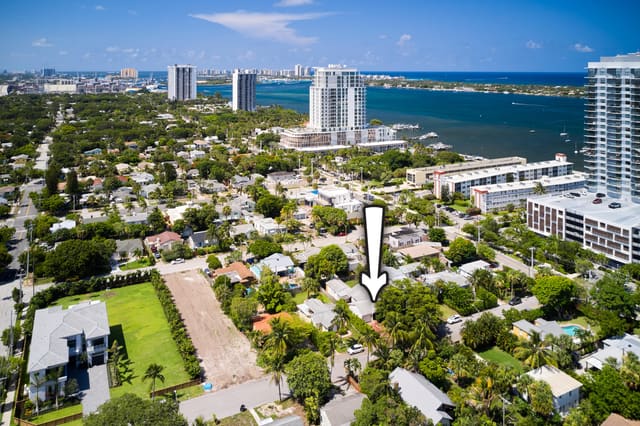 415 43rd Street, West Palm Beach, FL 33407