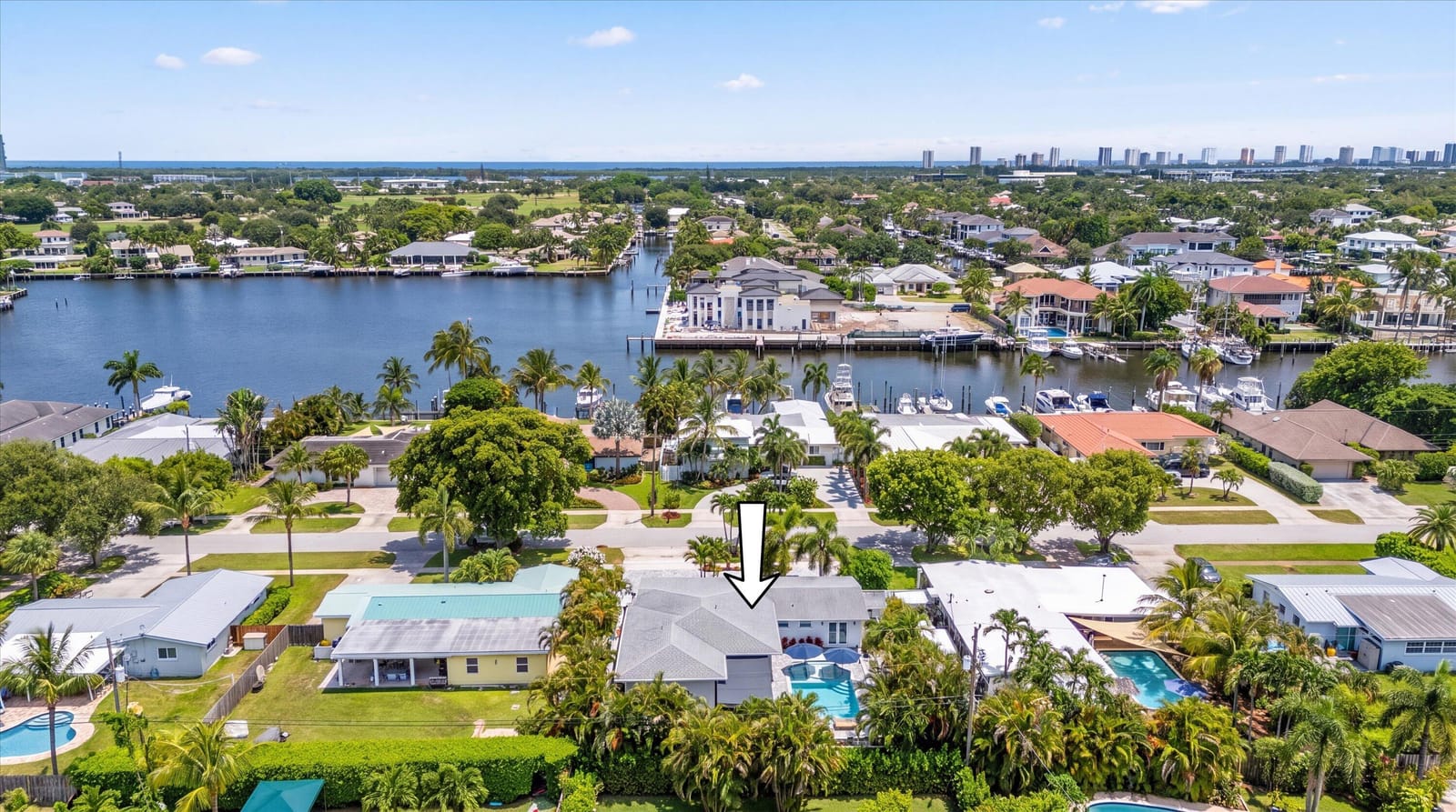 765 Lagoon Drive — photo 4
