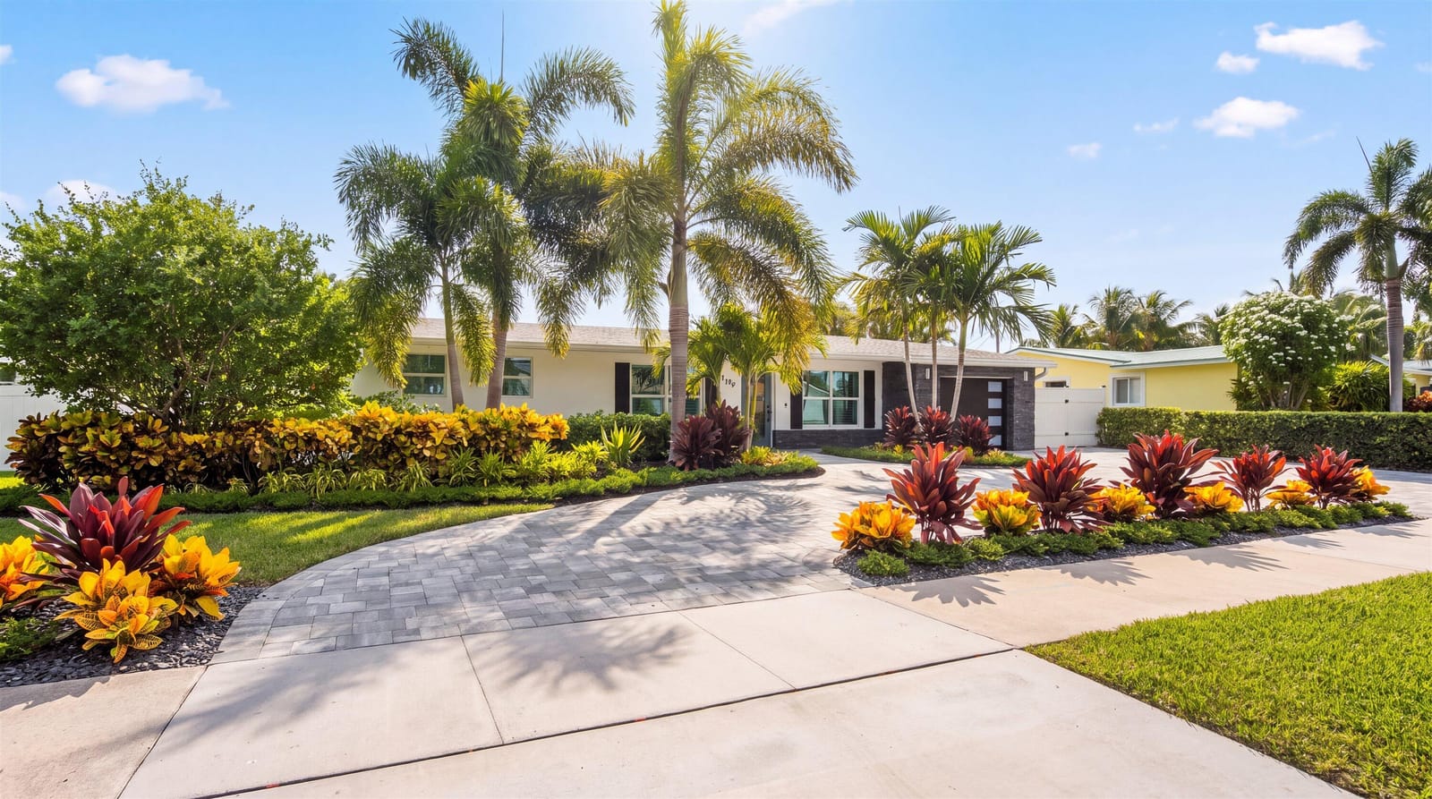 765 Lagoon Drive — photo 6