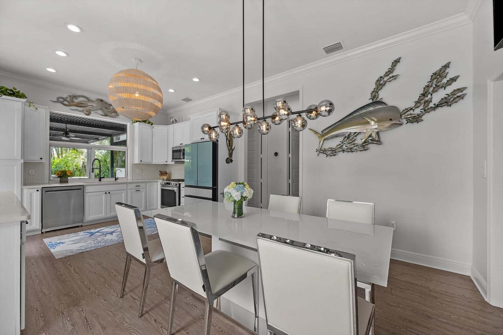 765 Lagoon Drive — photo 10