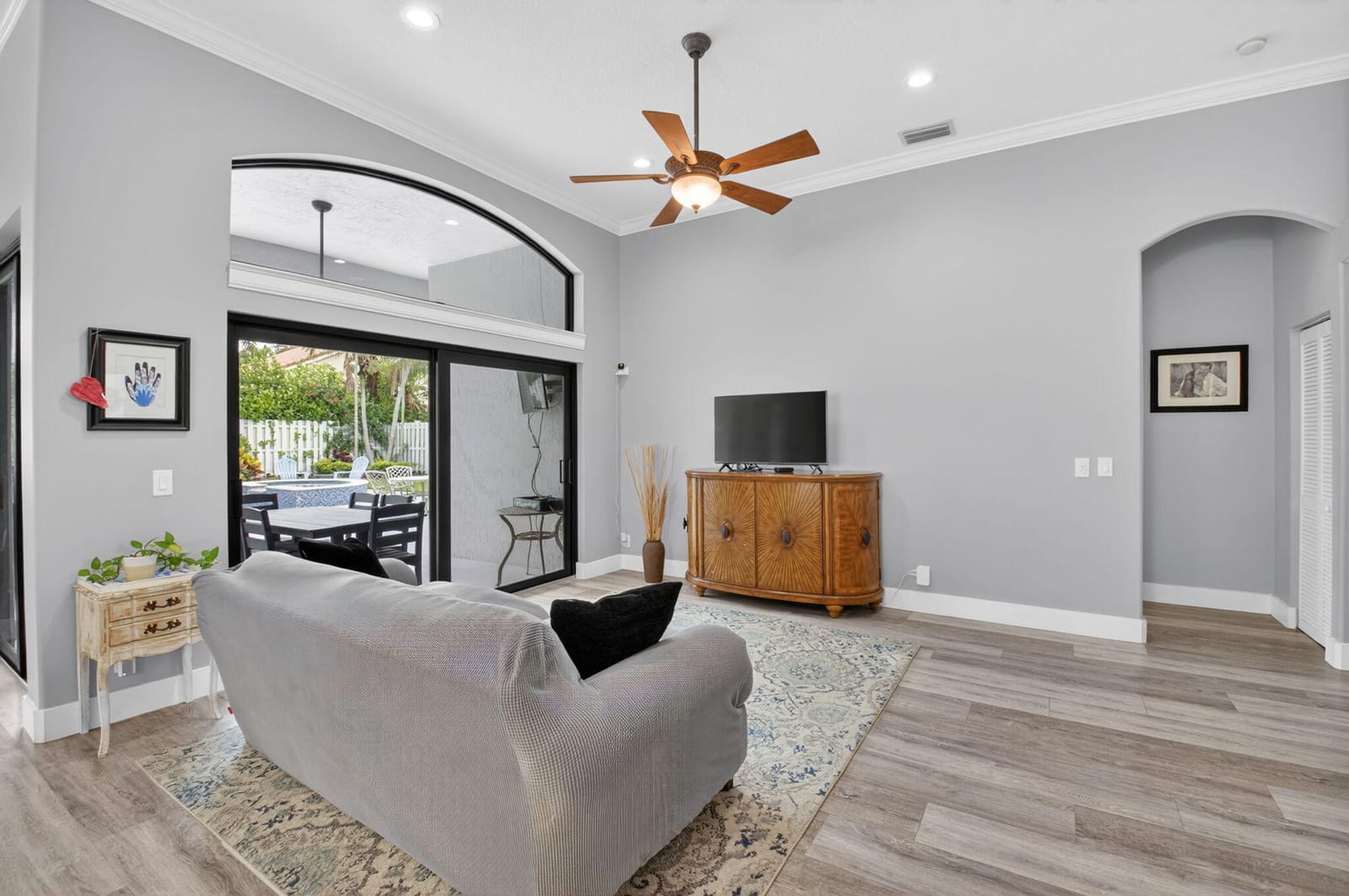 6133 Indian Forest Circle — photo 11