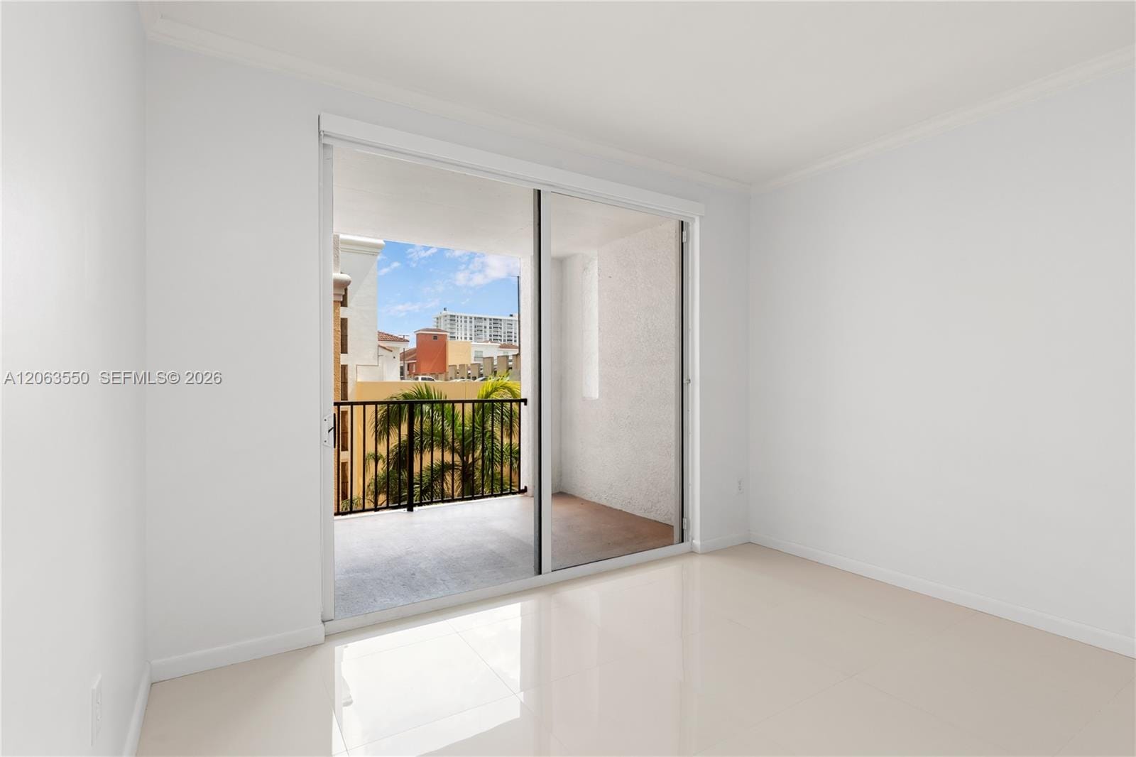 17100 N Bay Road 1712