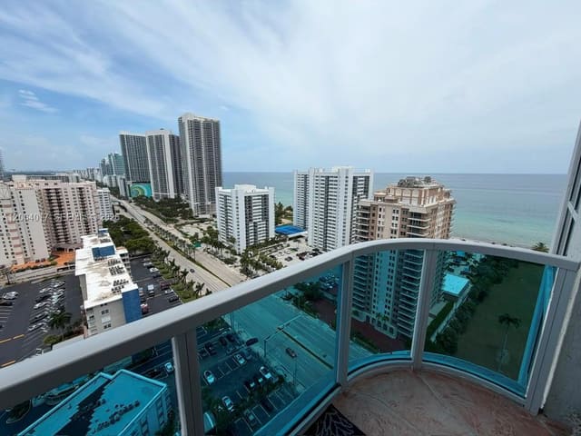 1945 S Ocean Drive 2212, Hallandale Beach, FL 33009