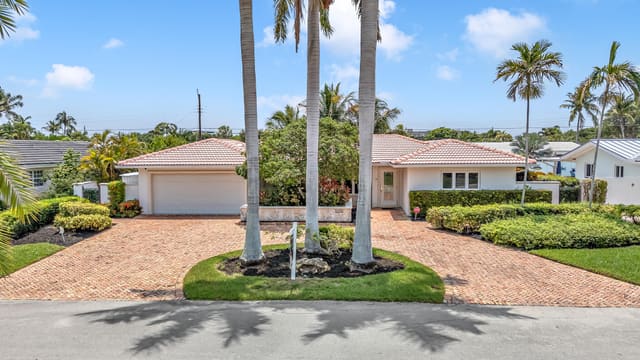 4220 NE 26TH Avenue, Lighthouse Point, FL 33064