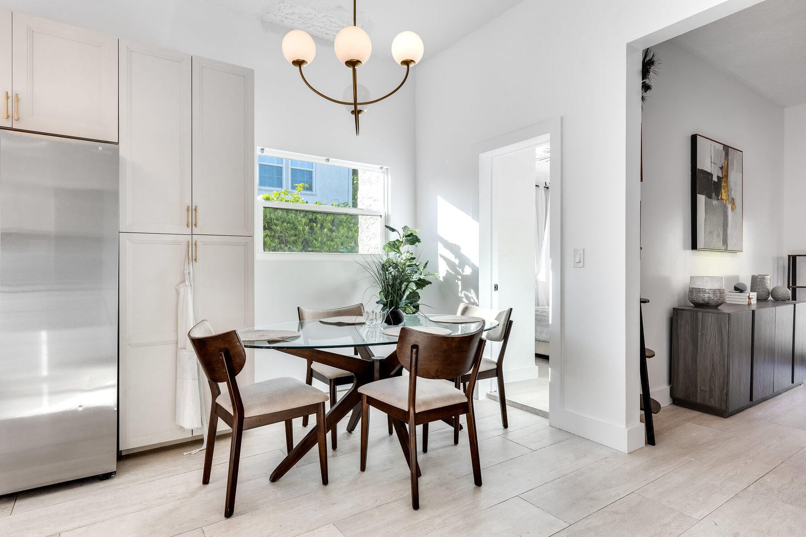 726 LYTLE Street — photo 8