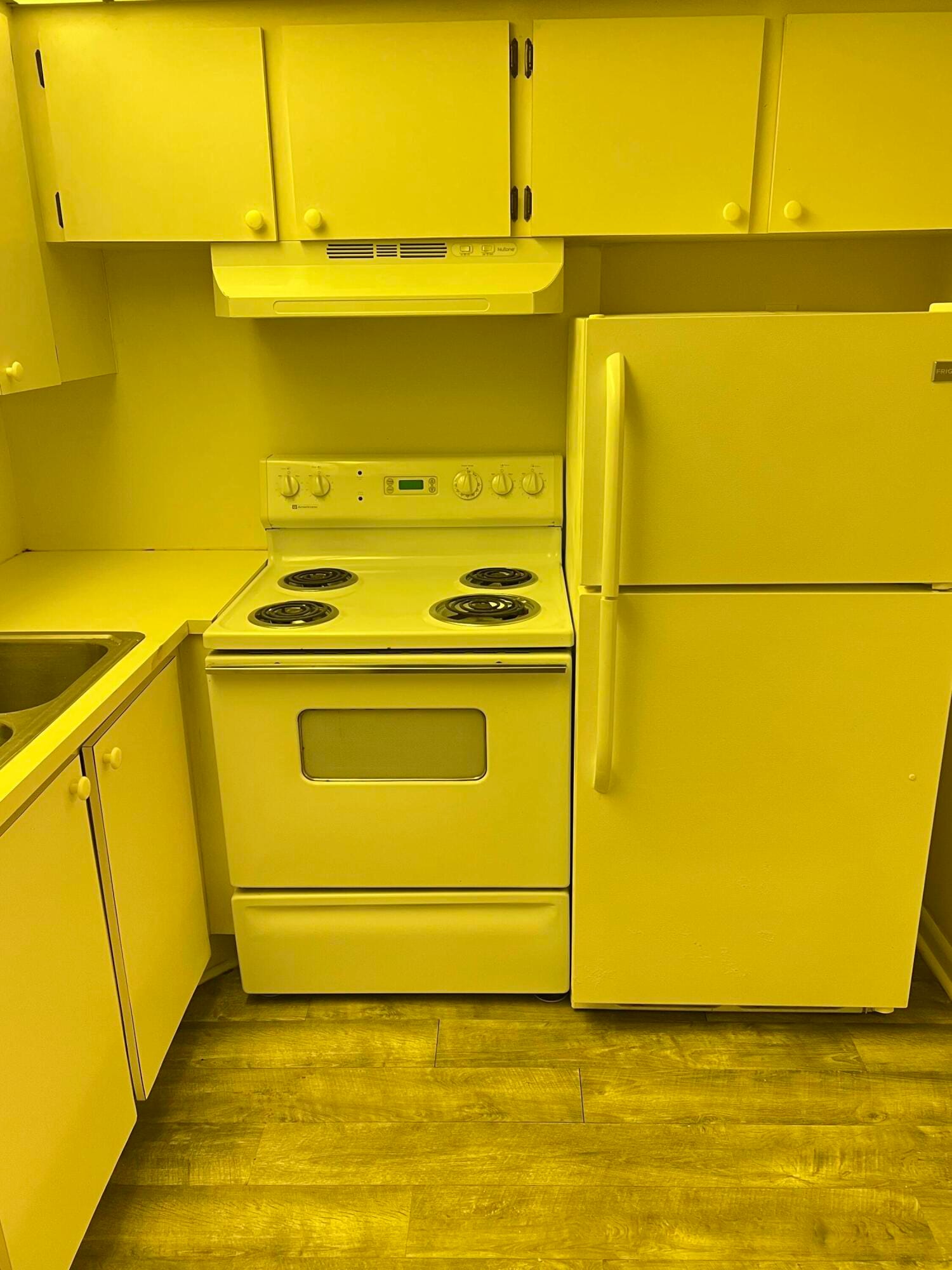 31 NORWICH B 31 — photo 2