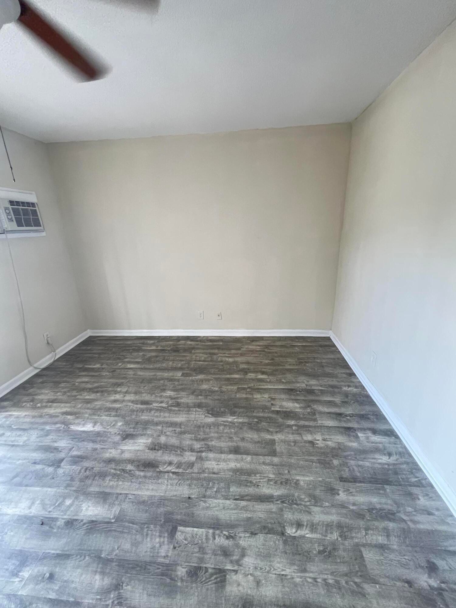 31 NORWICH B 31, West Palm Beach, FL 33417 photo 17