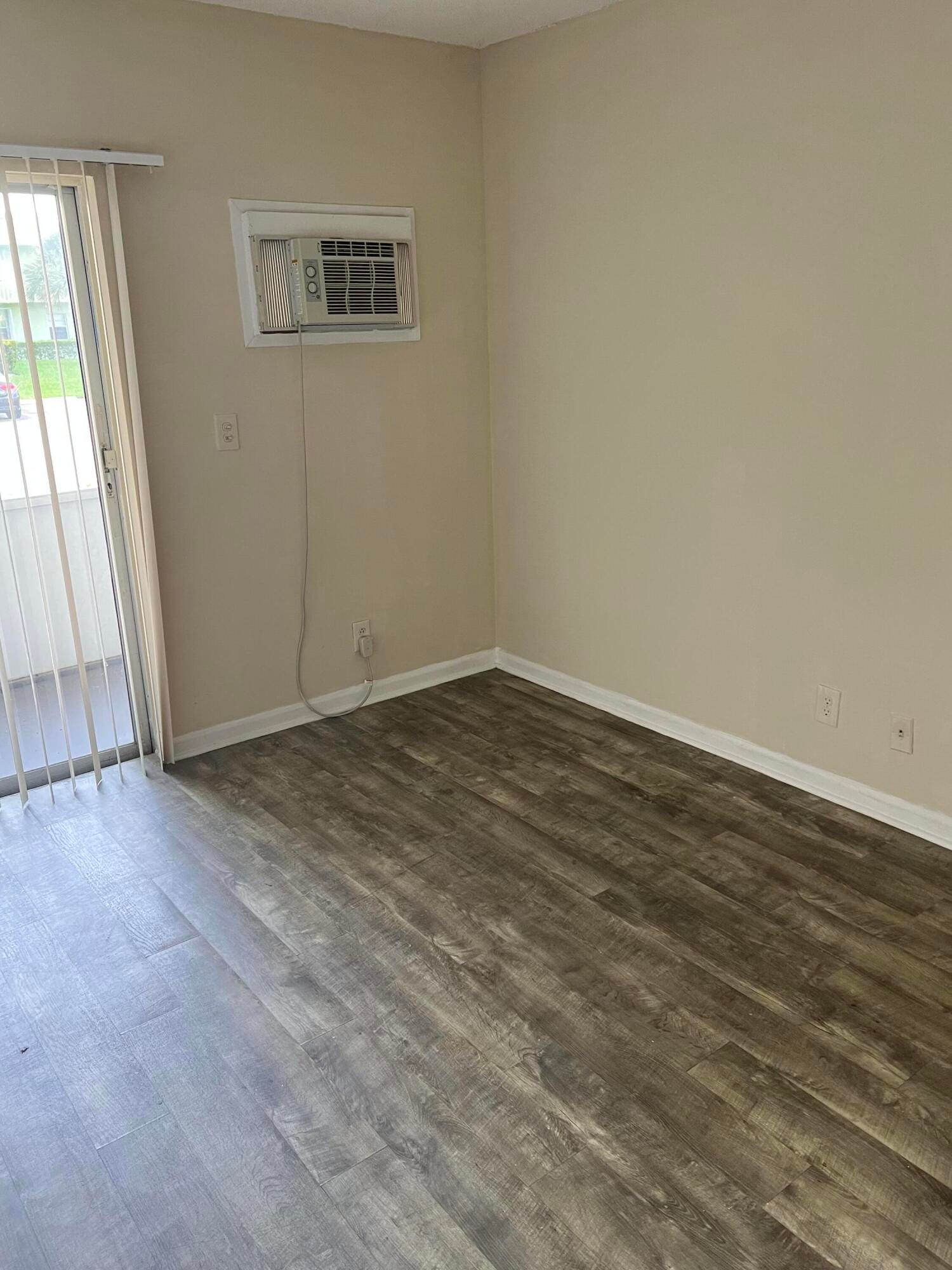 31 NORWICH B 31, West Palm Beach, FL 33417 photo 19