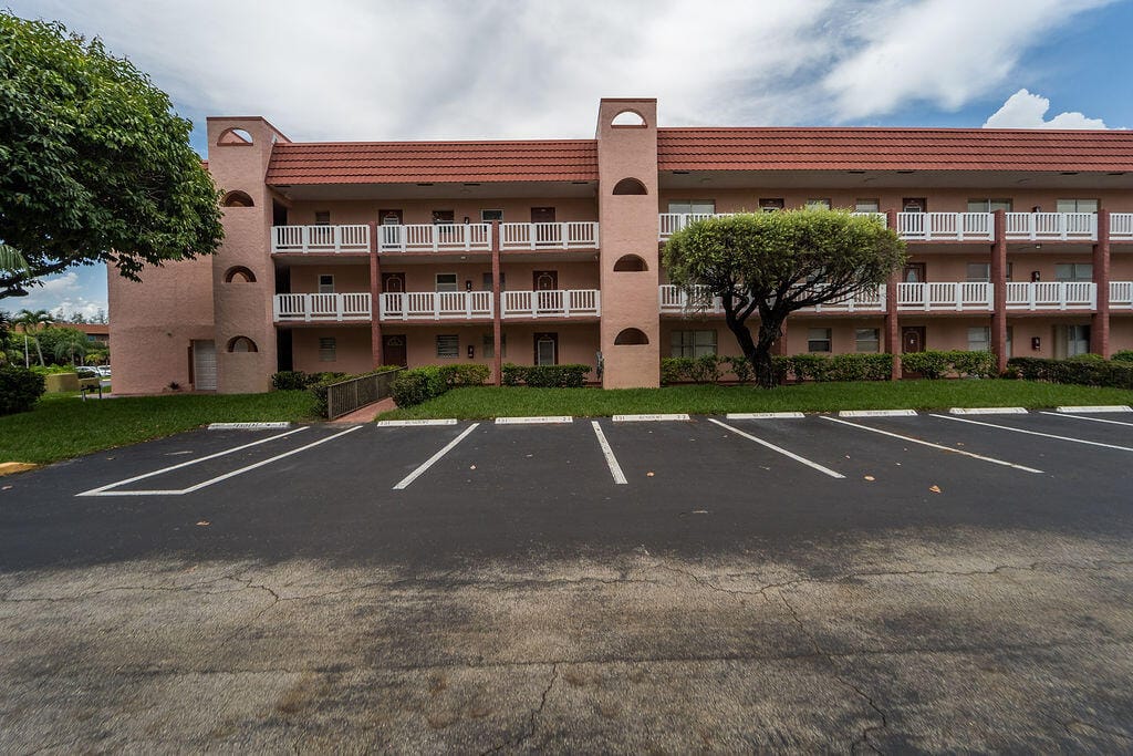 9641 SUNRISE LAKES Boulevard 208, Sunrise, FL 33322 photo 20
