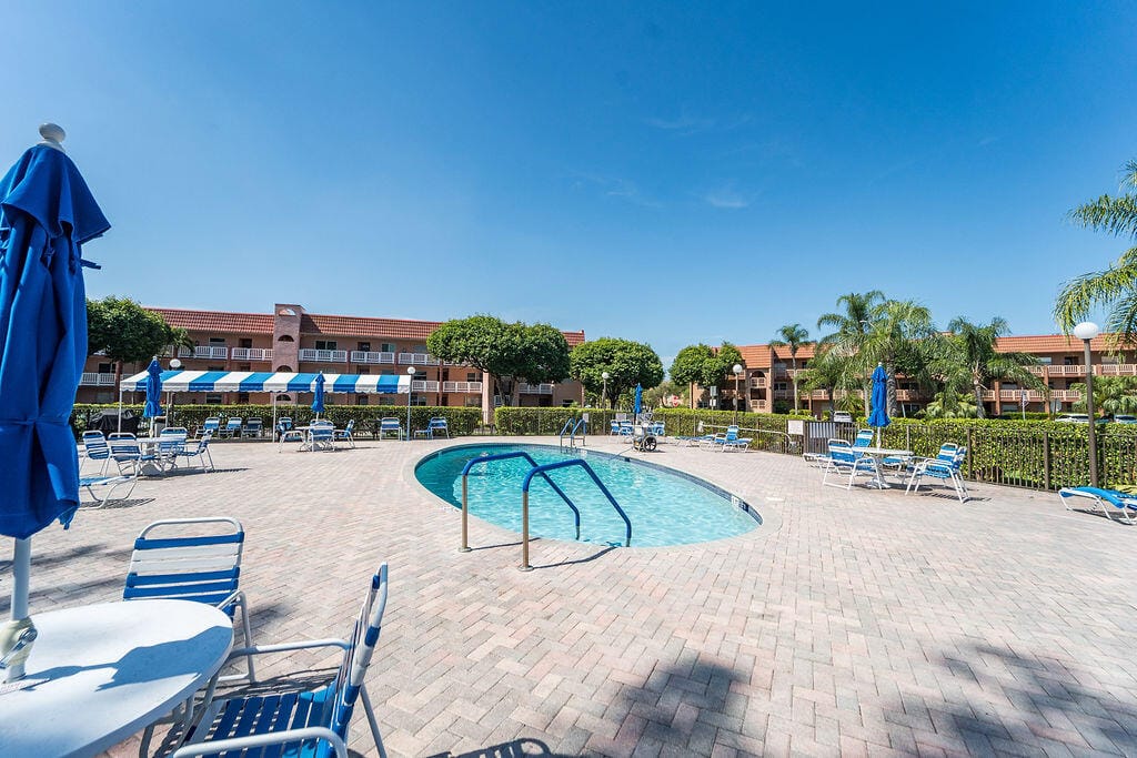 9641 SUNRISE LAKES Boulevard 208, Sunrise, FL 33322 photo 26