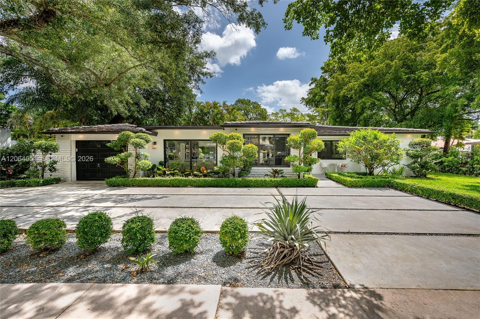 831 Cortez Street — photo 2