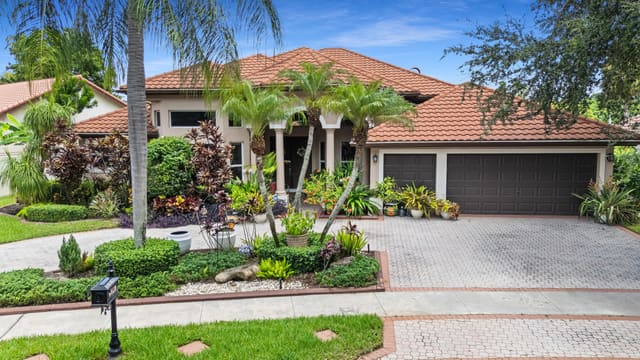 1121 SW 156TH Avenue, sold in Hollywood Lakes Country Club And, Pembroke Pines, FL