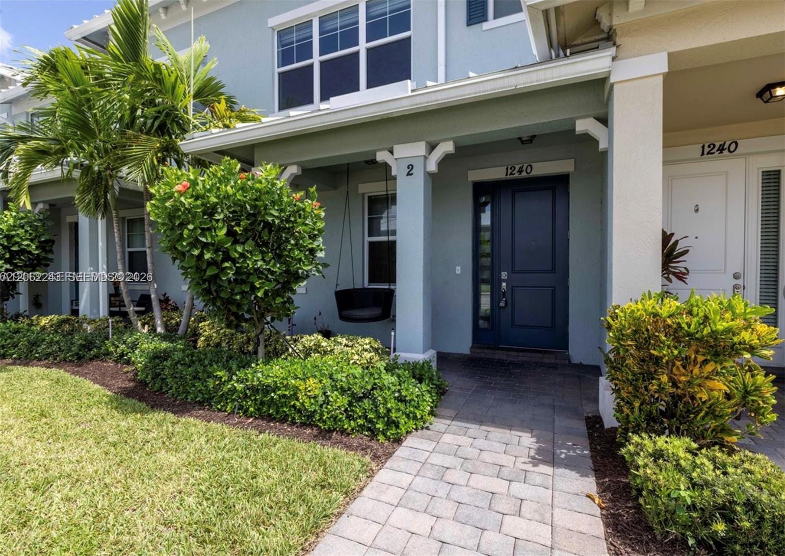 1240 Eucalyptus Drive 2 — photo 3