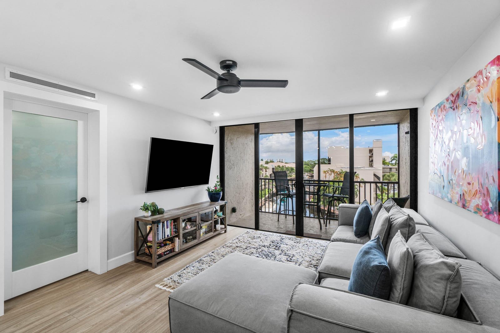 4 Royal Palm Way 4020 — photo 8