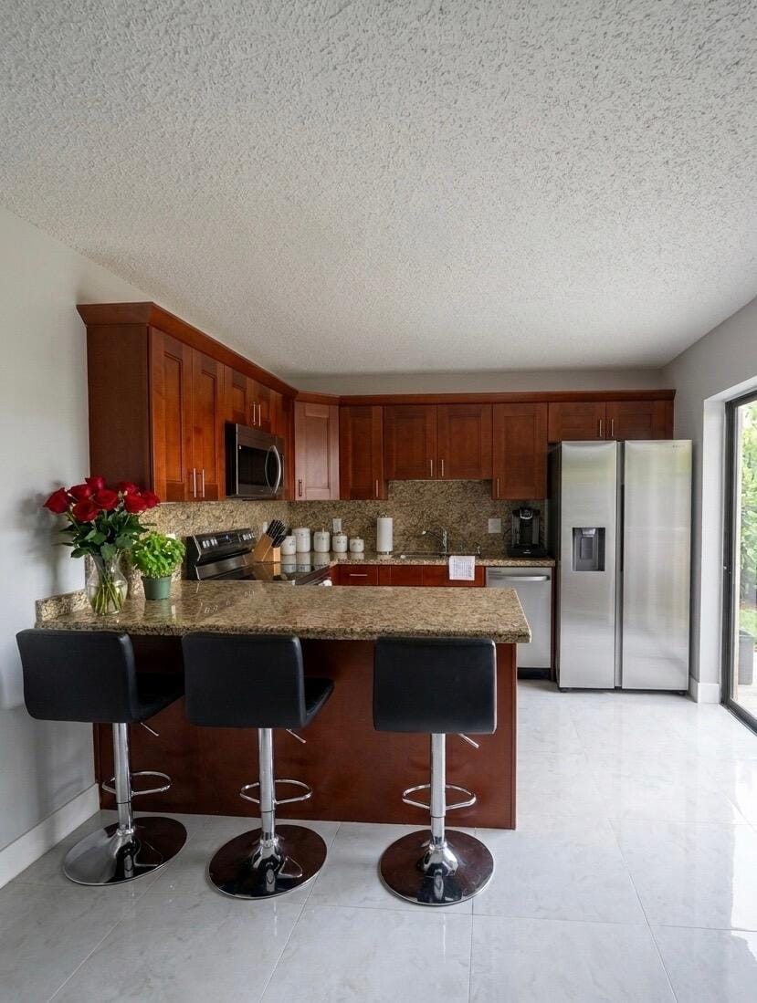 2245 WHITE PINE Circle D — photo 2