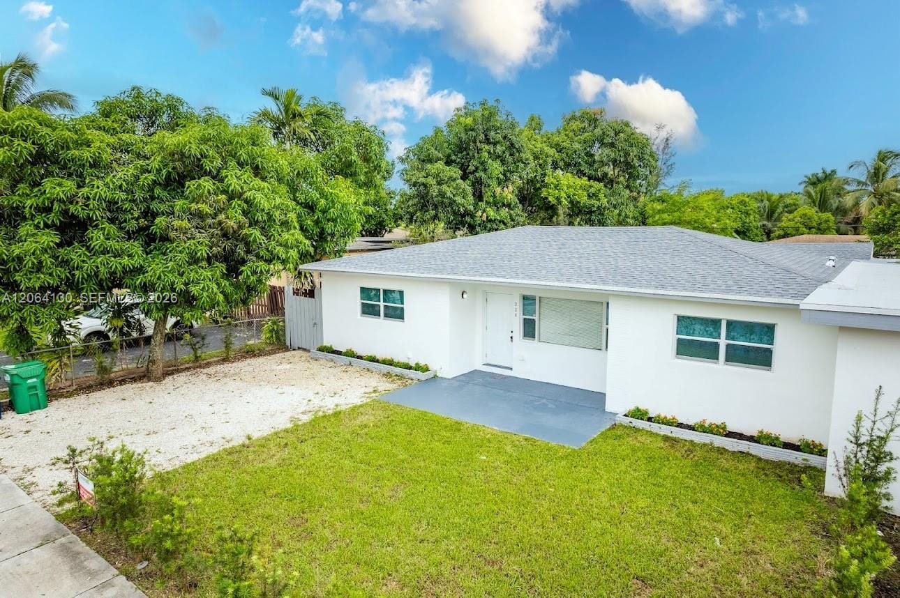 320 NE 160th Street