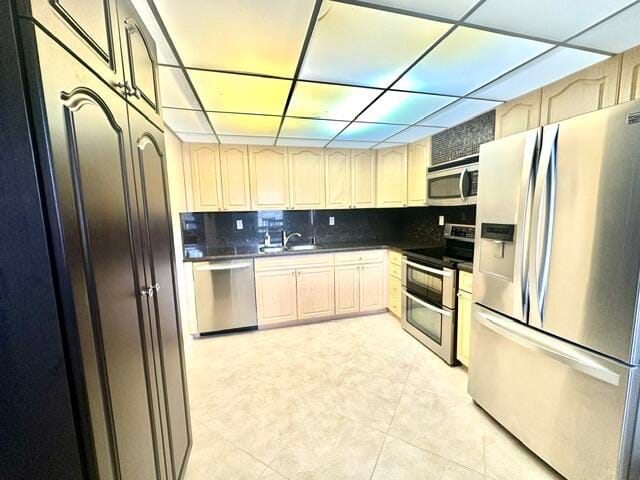 1049 Lincoln C — photo 3