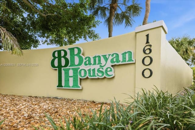 1600 SE Saint Lucie Boulevard 110, Banyan House Condo, Stuart, FL