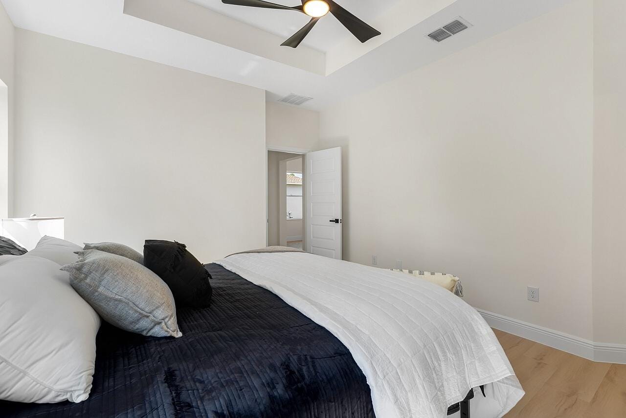8236 104TH Court, Vero Beach, FL 32967 photo 17