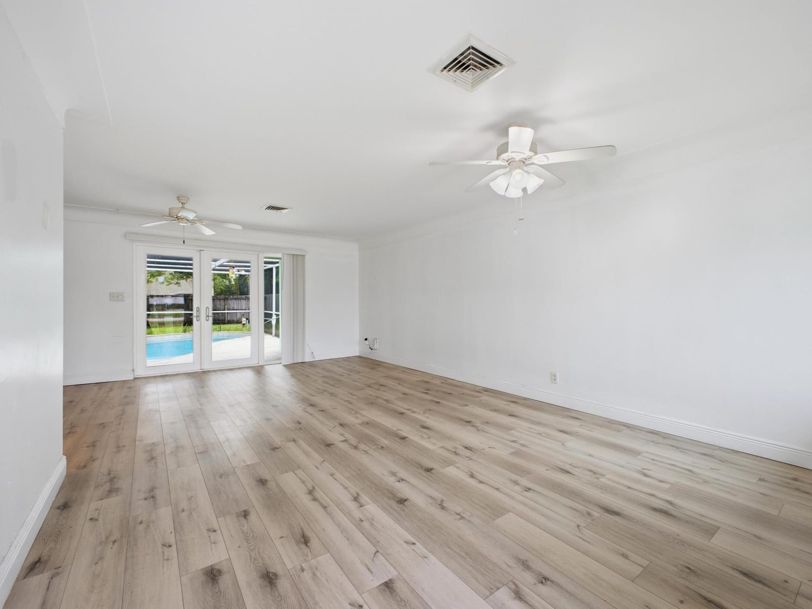1680 NE 34TH Lane, Oakland Park, FL 33334 photo 21