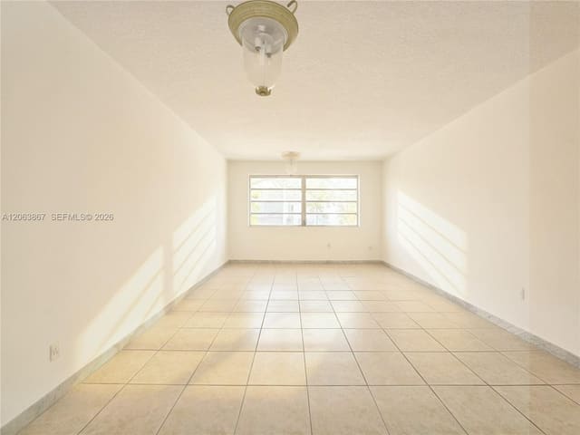 1225 NE 124th Street 24B, North Miami, FL 33161