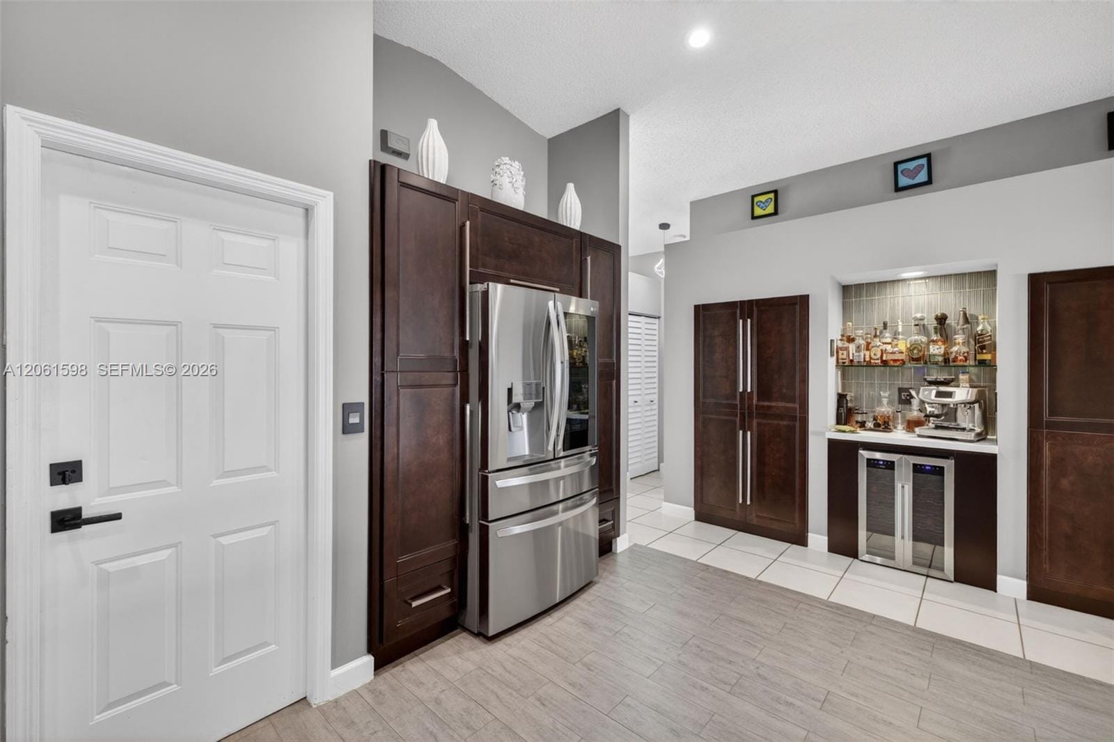 1603 E Harmony Lake Circle — photo 3