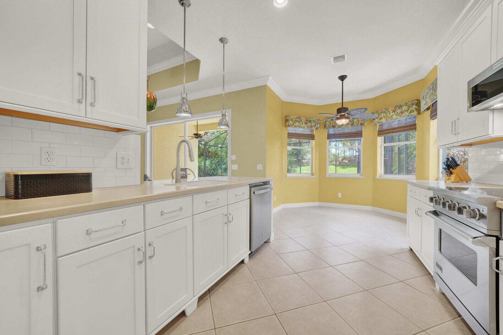 7726 Greenbrier Circle, Port St. Lucie, FL 34986 photo 15