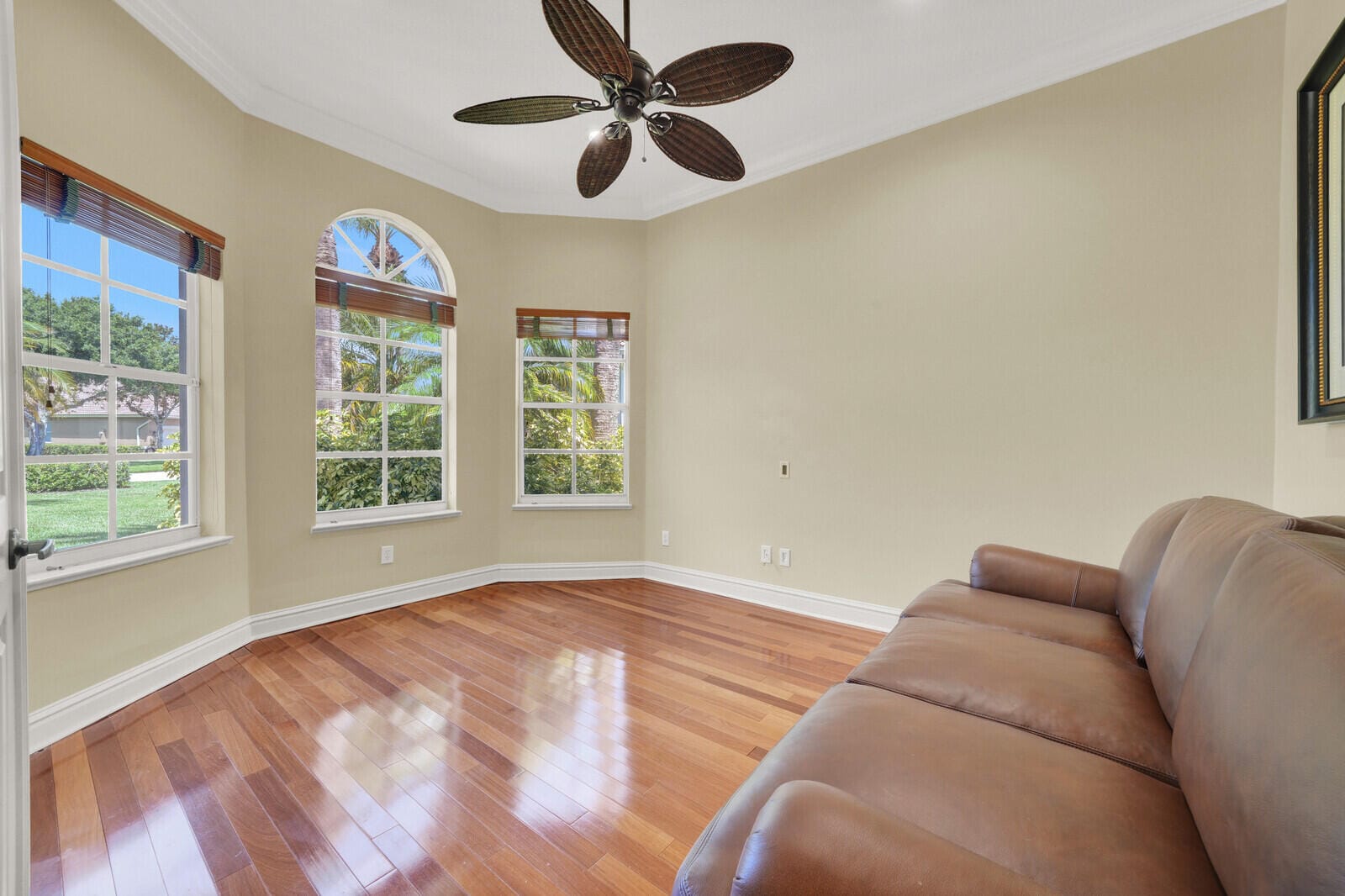 7726 Greenbrier Circle — photo 6