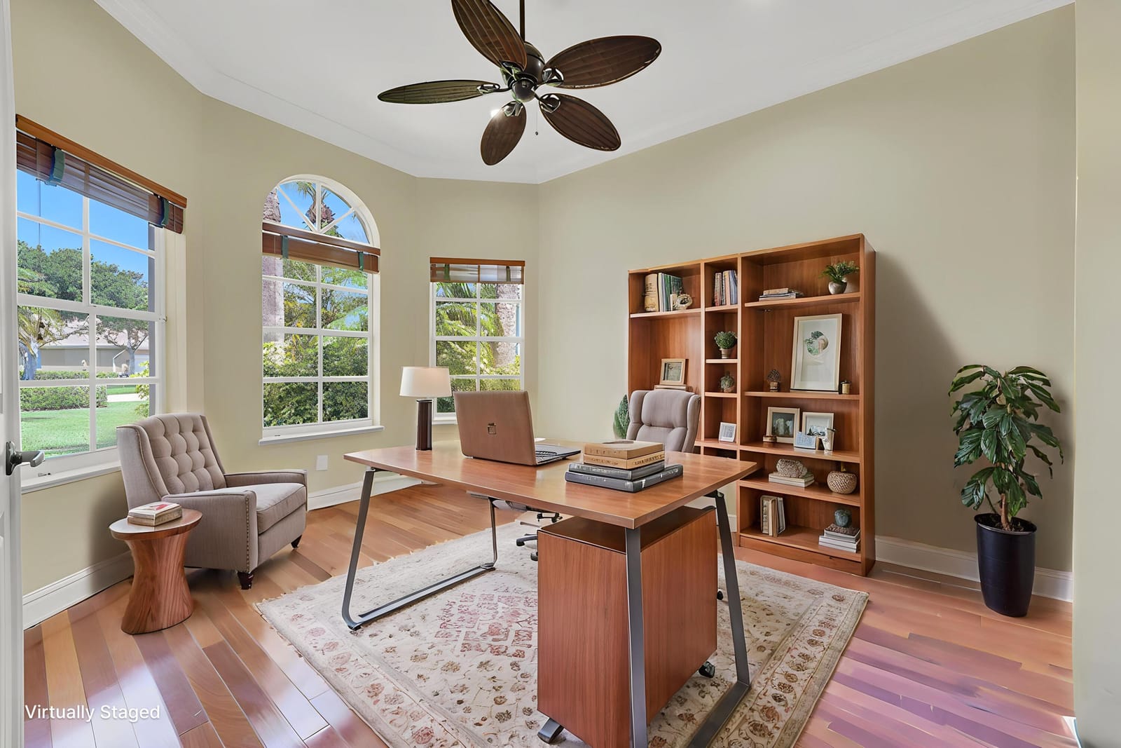 7726 Greenbrier Circle — photo 8