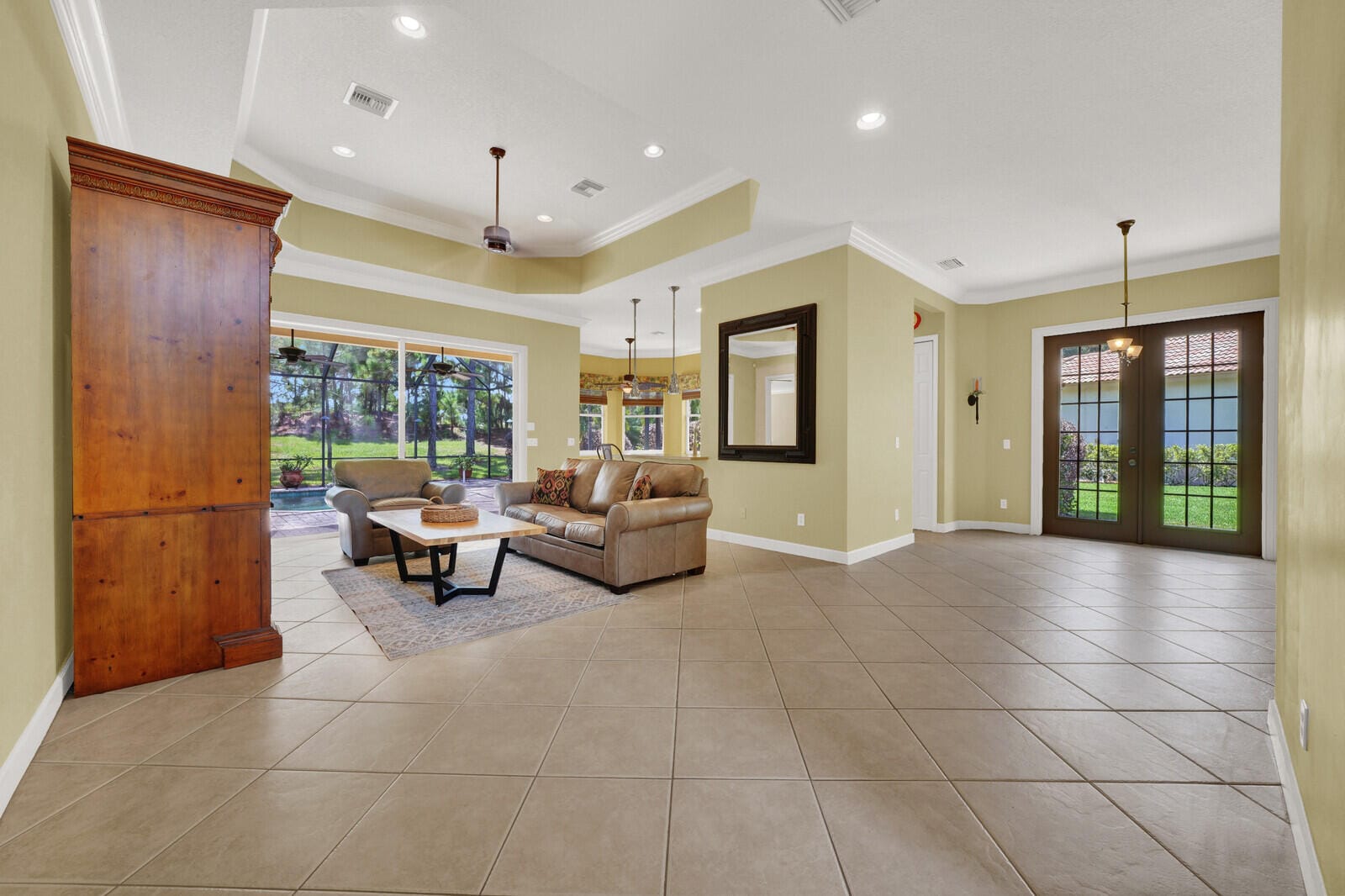 7726 Greenbrier Circle — photo 9