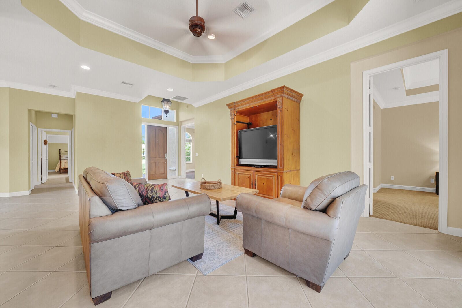 7726 Greenbrier Circle — photo 10