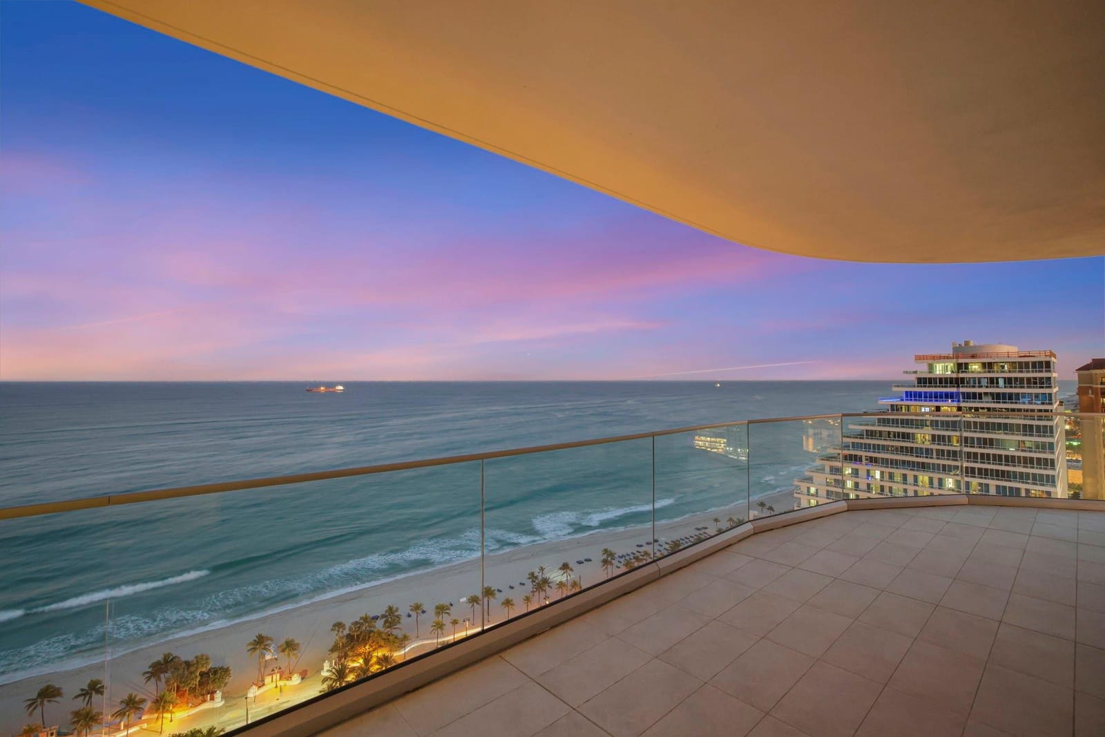 153 N Seabreeze Boulevard 2202-S, Fort Lauderdale, FL 33304