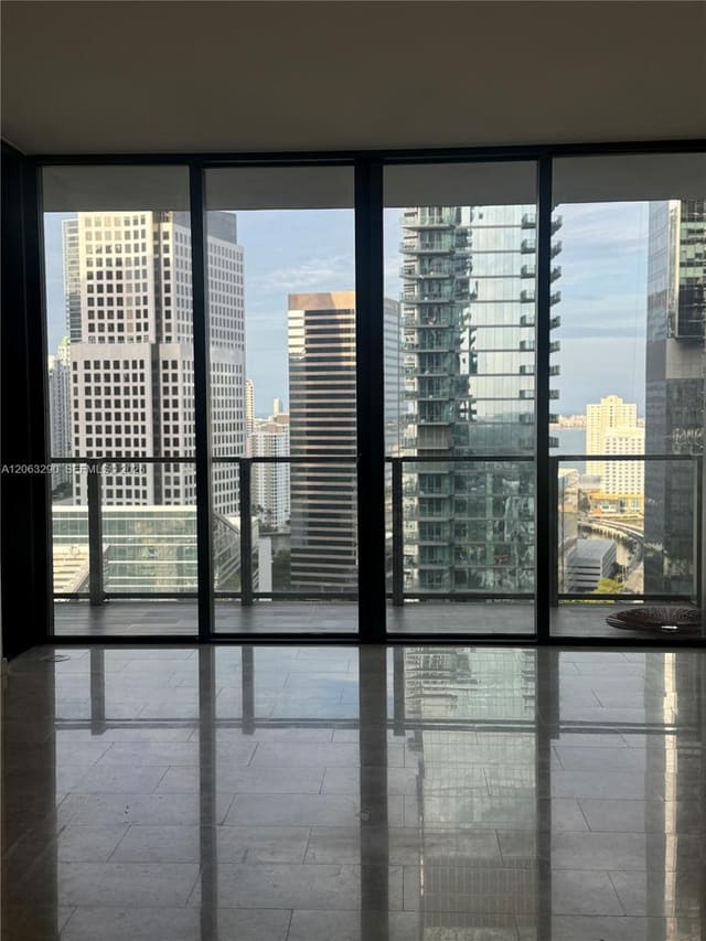 88 SW 7th Street 2403, Miami, FL 33130