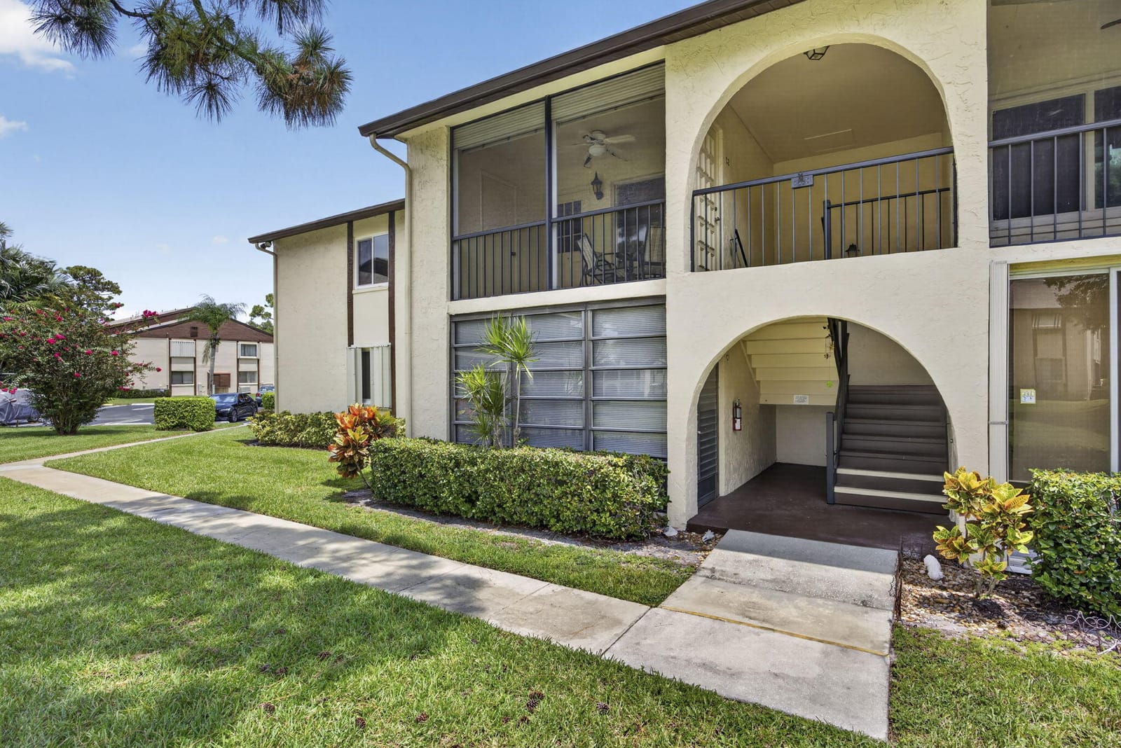 3625 LA AIRES Court C-1 — photo 2